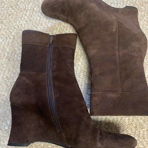 Bandolino Brown Suede Wedge Booties, size 8